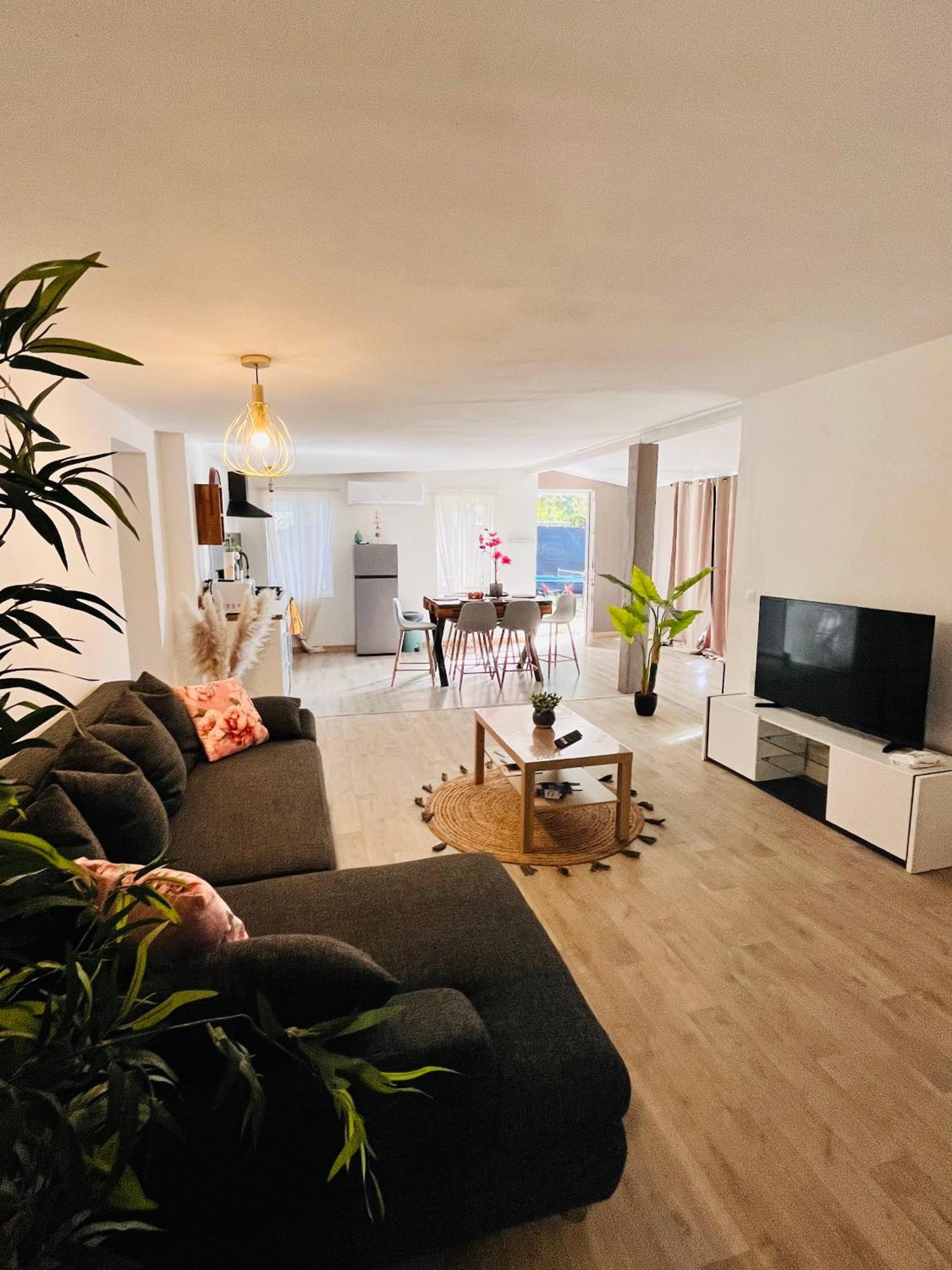 Villa Location T3 Jardin Avec Piscine Mèze Esterno foto